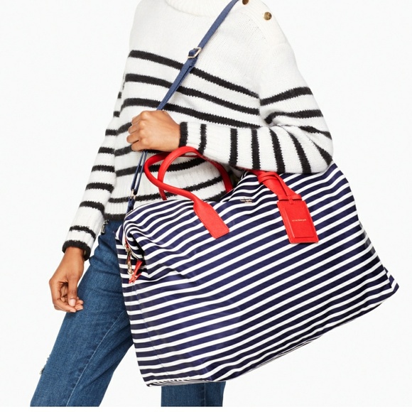kate spade lyla weekender - Picture 7 of 8